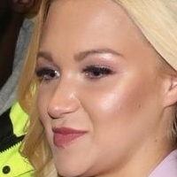 Abbie Quinnen Desnuda