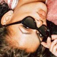 Alexandra Joner Desnuda