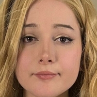 Allie Jello Desnuda