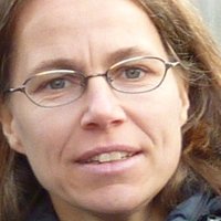 Andrea Brose Desnuda