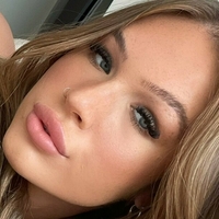 Anton Harden Desnuda