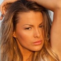 Astrid Fajcsi Desnuda