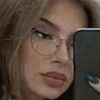 Bougebby Desnuda