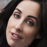 Catherine Reitman Desnuda