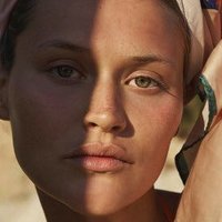 Chloé Lecareux Desnuda