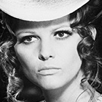 Claudia Cardinale Desnuda