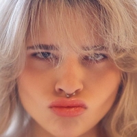 Dollshir Desnuda
