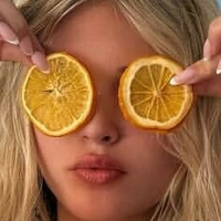 Dominique Elwes Desnuda