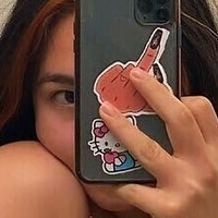 Eliza Chau Desnuda