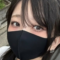 eye_shiny Desnuda