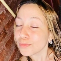 In And Out Uniform Desnuda