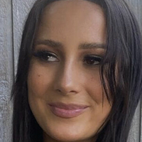 Innika Hodgson Desnuda