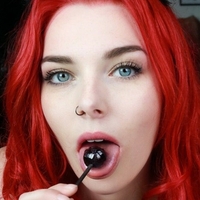 Ira Vampira Desnuda