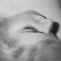 Julia Ames Desnuda