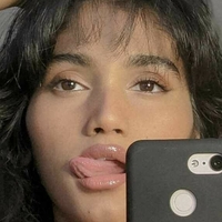 Kalani Fernando Desnuda