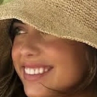 Karina Hemelt Desnuda