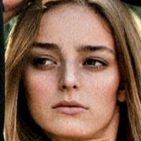 Laura Scharnagl Desnuda