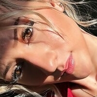 lil.naughty.blonde Desnuda