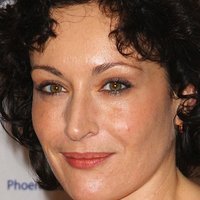 Lucy Cohu Desnuda