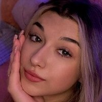 Lucyxpaigee Desnuda