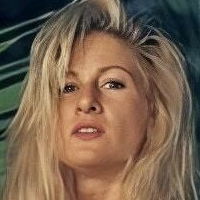 Madusa Desnuda