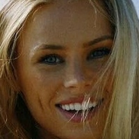 Maren Tschinkel Desnuda