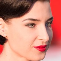 Martina Ebm Desnuda