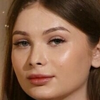 mia_ts Desnuda