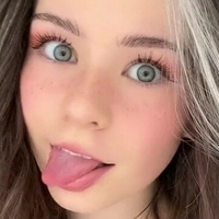 nadinebreaty Desnuda