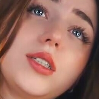 Rowenahallman Desnuda