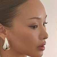 Sarah Cheung Desnuda
