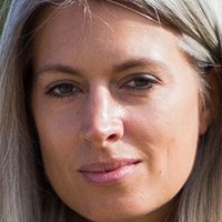 Sarah Harris Desnuda
