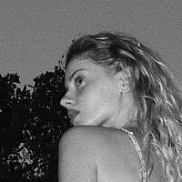 Sofya Mitropoliya Desnuda