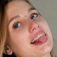 tilliecristello Desnuda