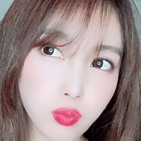 Tomomi Morisaki Desnuda