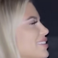 Vycz Desnuda